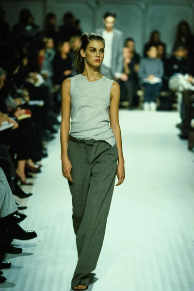 Look 12